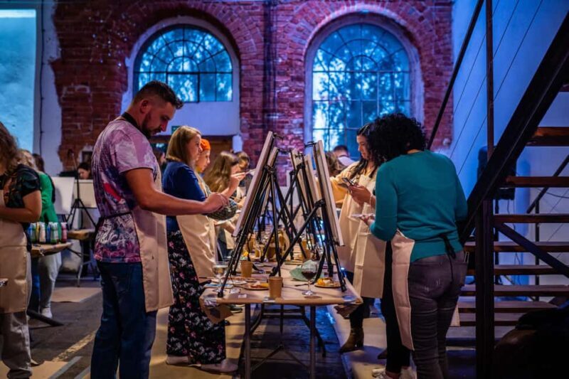 Neon Paint Painting and Wine in the Dark in Gdask! - What’s Included and How It Adds Value