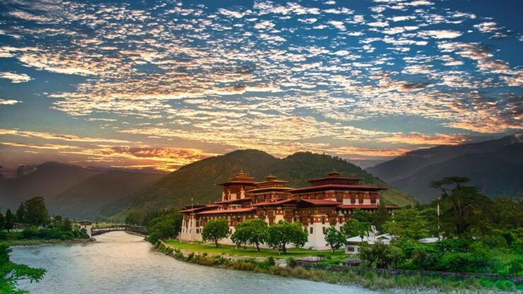 Nepal and Bhutan Holiday Tour - Cultural Experiences in Both Countries