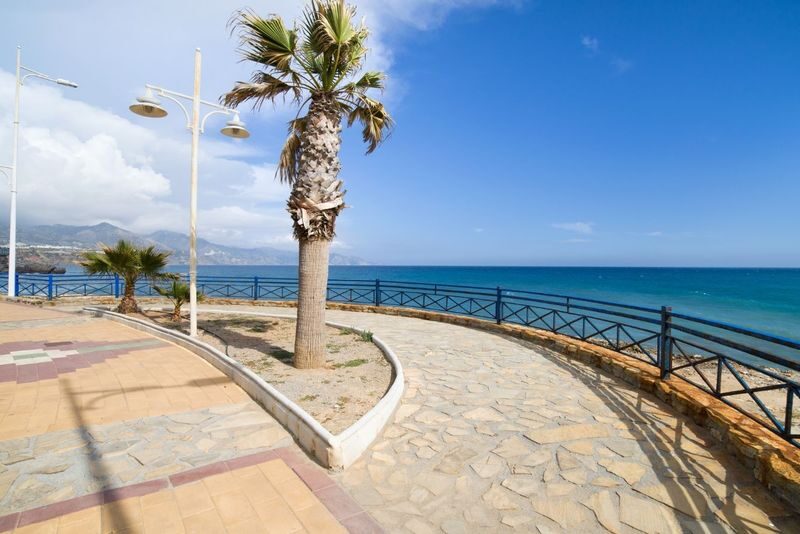 Nerja and Frigiliana Guided Tour from Costa del Sol - Frigiliana: whitewashed walls and winding streets