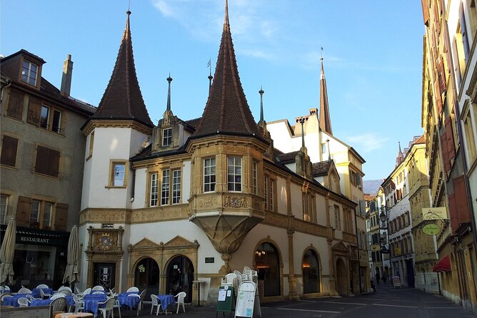 Neuchâtel Scavenger Hunt and Sights Self-Guided Private Tour - Common Questions