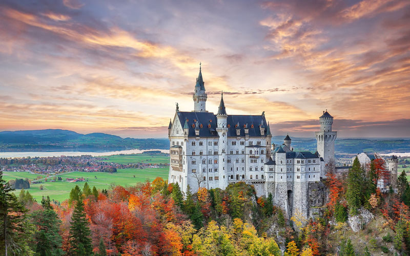 Neuschwanstein & Hohenschwangau Castle Full-Day Bus Tour from Munich - Two castles, one long day from Munich