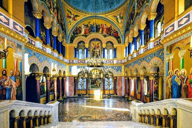 Neuschwanstein & Hohenschwangau Castle Private Skip-The-Crowds Tour From Munich - Meeting and Pickup