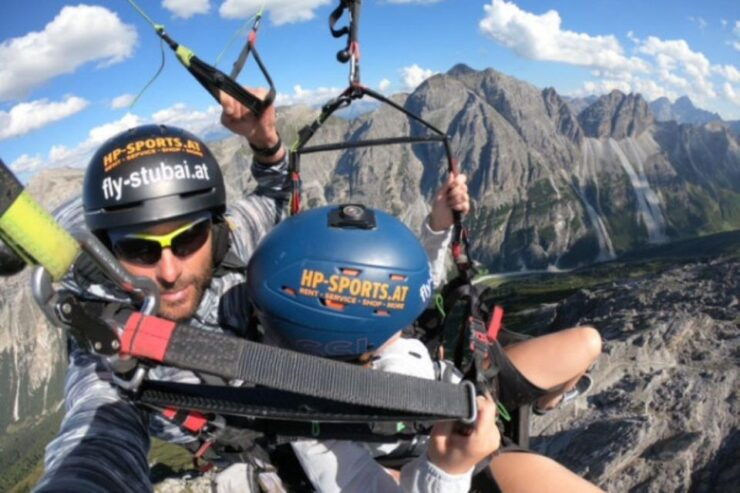 Neustift in the Stubaital: First Class Paragliding Flight - Booking and Flexibility