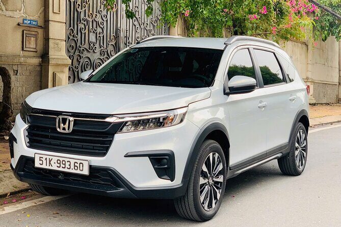 New Delhi Airport: Private Transfer DEL to New Delhi City Center - Who Would Benefit Most?