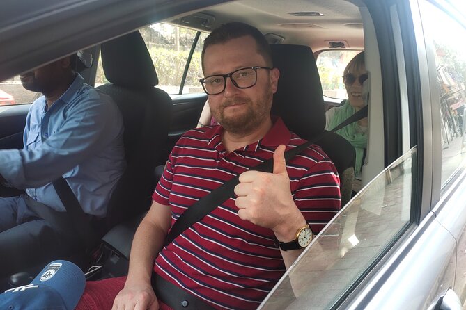 New Delhi Airport to Hotel Transfer Private Shuttle Sedan & SUV - Weather and Refund Policies