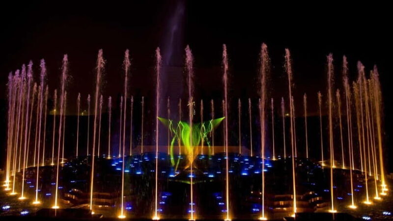 New Delhi: Akshardham Exhibition, Light and Water Show Tour - Good To Know