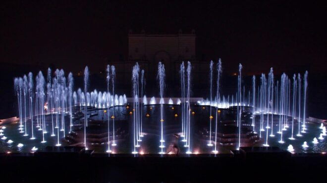 New Delhi: Akshardham Exhibition, Light & Water Show Tour - Full Description