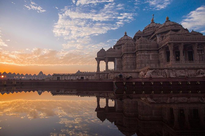 New Delhi: Akshardham Light and Water Show - Inclusions and Logistics