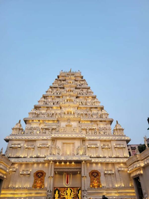 New Delhi: Akshardham Temple Night Tour & Fountain Show - How This Tour Adds Value