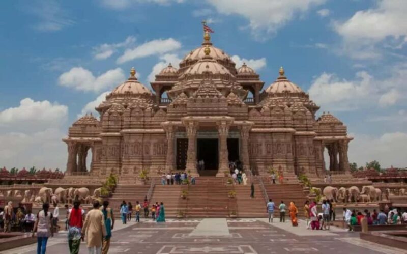 New Delhi: Akshardham Temple Tour with Water and Light Show - Is This Tour Right for You?