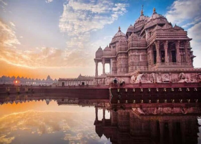 New Delhi: Akshardham Temple Tour with Water and Light Show - An In-Depth Look at the Tour Experience