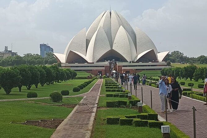 New Delhi and Old Delhi Tour Full Day - Frequently Asked Questions