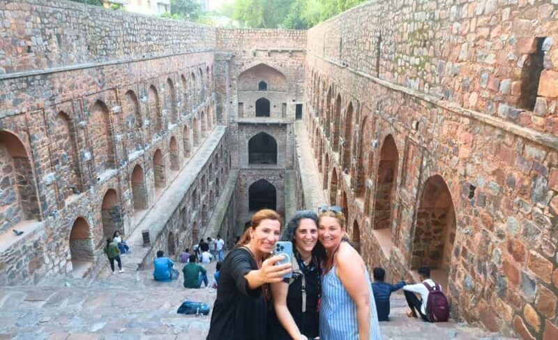 New Delhi: Connaught Place Walking Tour - Practical Details and Tips