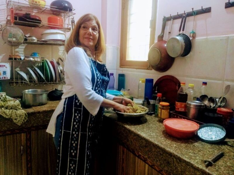 New Delhi: Full-Day Cooking Class learn 8 dishes with Locals - Authenticity and Cultural Connection