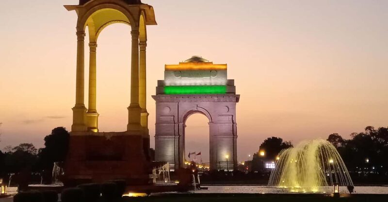 New Delhi: Night Tour by Tuk-Tuk with a Cup of Local Tea - An In-Depth Look at the Night Tour by Tuk-Tuk in Delhi