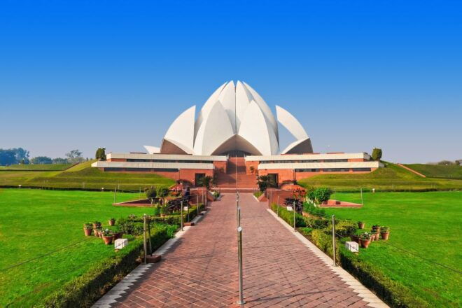 New Delhi: Private Car Charter With Professional Driver - Frequently Asked Questions