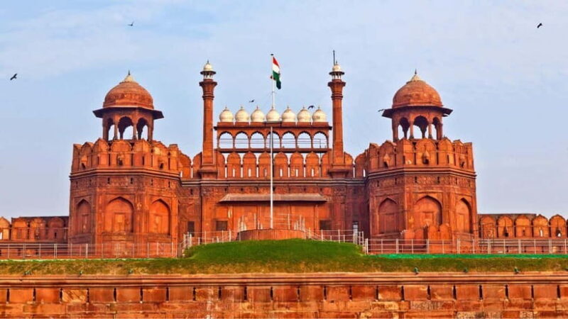 New Delhi: Private Day Trip with Guide and Driver - Food and Entrance Fees
