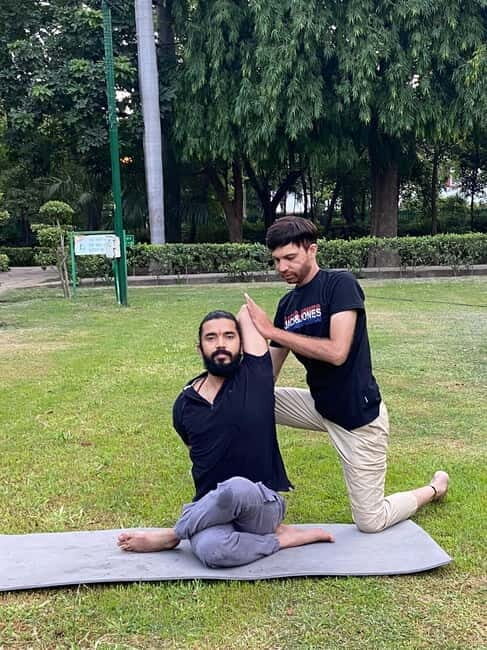 New Delhi: Soul Soothening Sun Yoga in Lodhi Gardens - Who Should Consider This Experience?