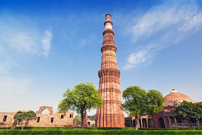 New Delhi to Agra One Way Private Transfer With Driver - Directions and Expectations