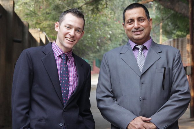 New Delhi With Taj Mahal - Additional Information