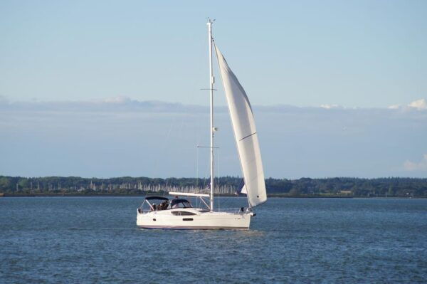 New Forest: Sail With Lunch or Dinner From Lymington - Frequently Asked Questions