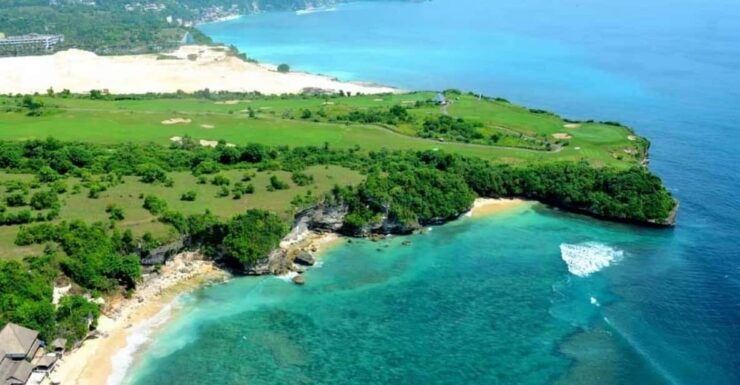 New Kuta Golf Bali 18-Hole + Southern Day Tour - Key Points