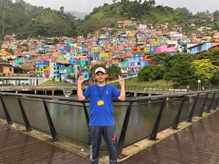 New Medellin Communes Tour: 13 Vs 3 - Good To Know