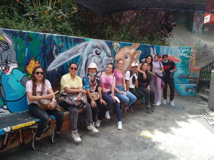 New Medellin Communes Tour: 13 Vs 3 - Commune Highlights and Exploration