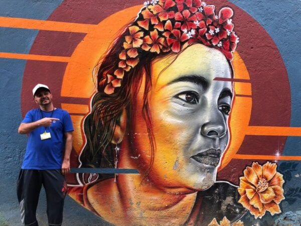 New Medellin Communes Tour: 13 Vs 3 - Commune 13 Vs Commune 3: a Comparison