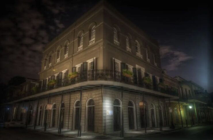 New Orleans: 1.5-Hour Infamous Women Night Tour - Tour Details