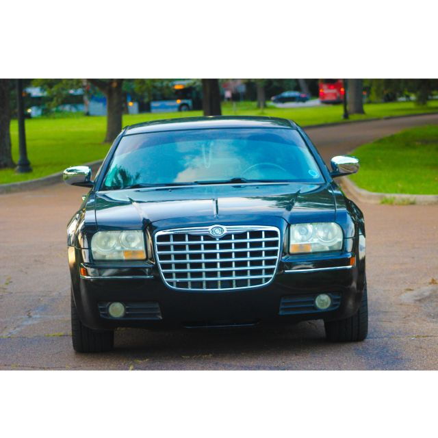 New Orleans: 1-Way Private Airport Transfer - Service Features Offered for the Transfer