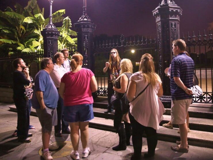 New Orleans: 5 in 1 Ghost & Mystery Evening Tour - Experience