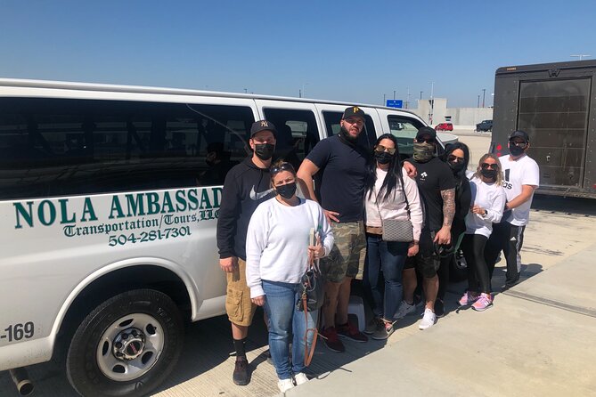 New Orleans Airport Transfers for up to 15 Passengers - Pickup Details and Convenience