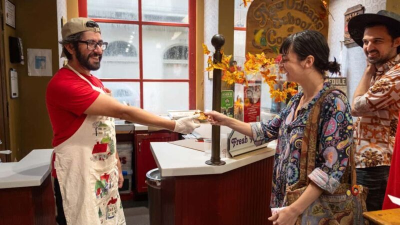 New Orleans: Beloved Bites & Famous Dishes Food Tour - A Deep Dive into the Food Tour Experience