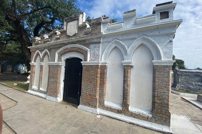 New Orleans Cemetery Insiders Tour - Pricing and Booking