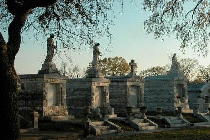 New Orleans City and Cemetery Bus Tour - St. Louis Cathedral