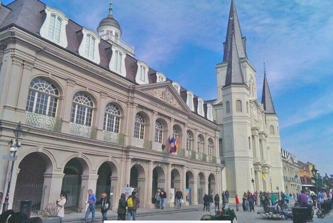 New Orleans: City and Cemetery Sightseeing Tour - Cultural Experience