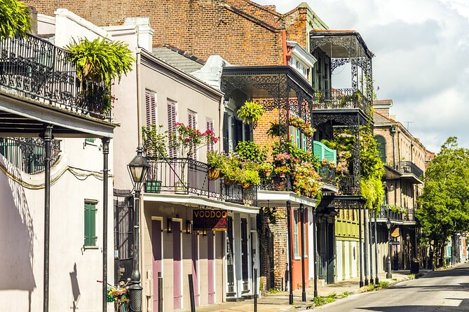 New Orleans City of the Dead St Louis Cemetery No. 1 Tour - Tour Highlights