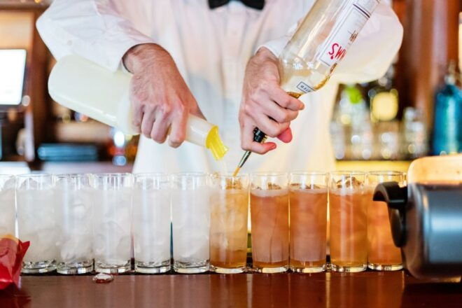 New Orleans: Combo Cocktail and Food History Tour - Full Description