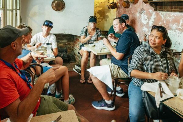 New Orleans: French Quarter Food Tour With a Local - Itinerary