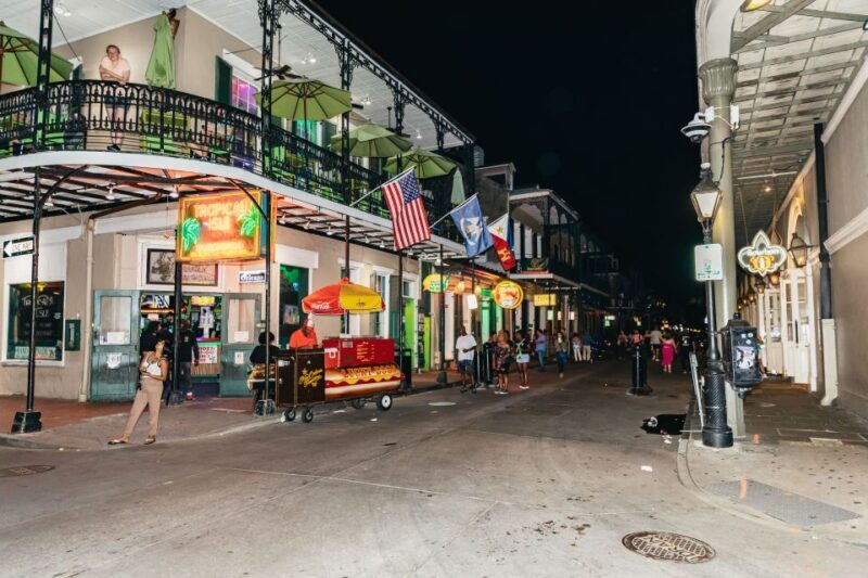 New Orleans: French Quarter Ghost Tour with Interior Visit - The Experience: What to Expect