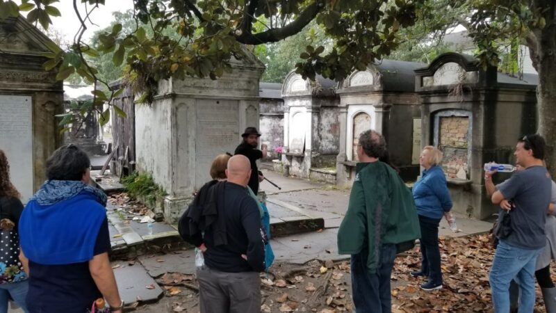 New Orleans: Garden District Tour - Who Should Book This Experience?