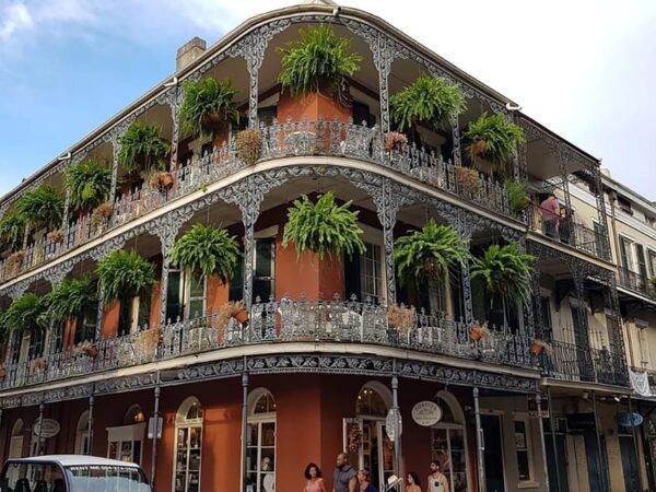 New Orleans: Ghost & Voodoo Tour - Voodoo Authentica