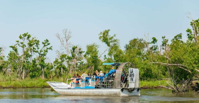 New Orleans: High Speed 9 Passenger Airboat Tour - Inclusions