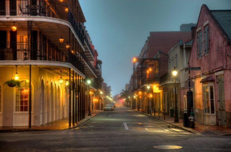 New Orleans: Night Cemetery and Ghost BYOB Bus Tour - Tour Experience