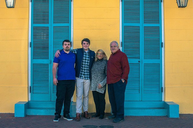 New Orleans Private Photo Shoot With Professional Photographer - Avoid Bad Selfies, Get High-Quality Photos