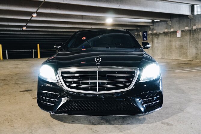 New Orleans Round Trip Chauffeur Driven Transport by Executive Sedan - Package Inclusions