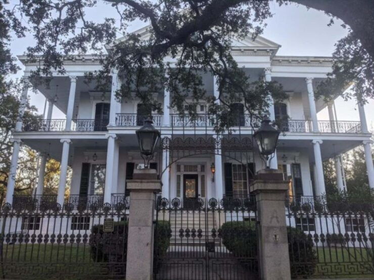 New Orleans: Secret Historical Garden District Audio Tour - Tour Provider