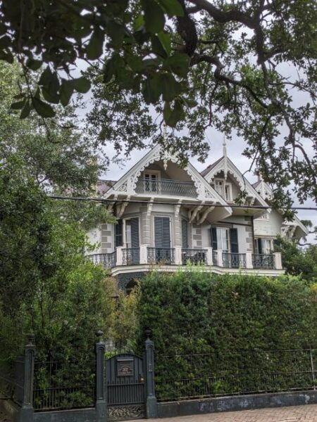 New Orleans: Secret Historical Garden District Audio Tour - The Sum Up