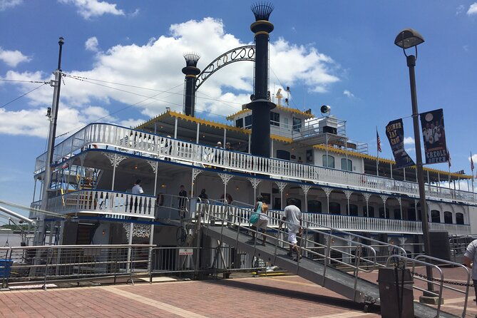 New Orleans Select Pass: Bus Tour, Historic Cruise, Walking Tour - FAQ